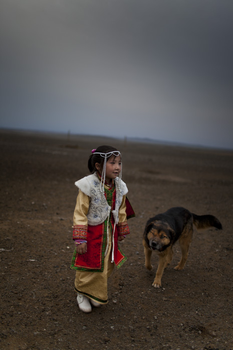 Nomads Nomadic Children Mongolia - copyright 2013 Sven Zellner/Agentur Focus